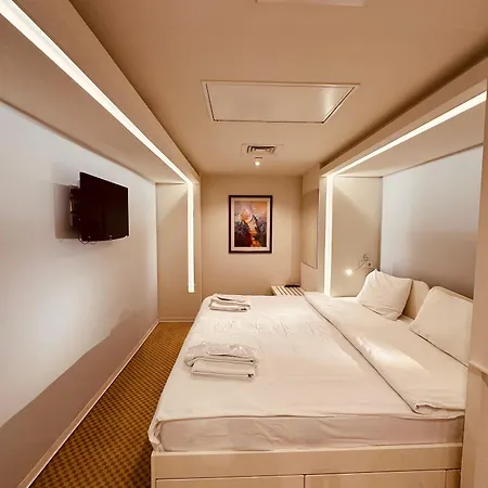 호텔 Ortakoy Aparts 3*